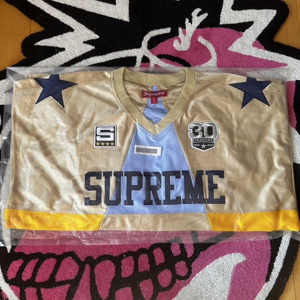 Supreme Star Football Jersey Gold – Size XL – Brand New - Picture 1 of 7